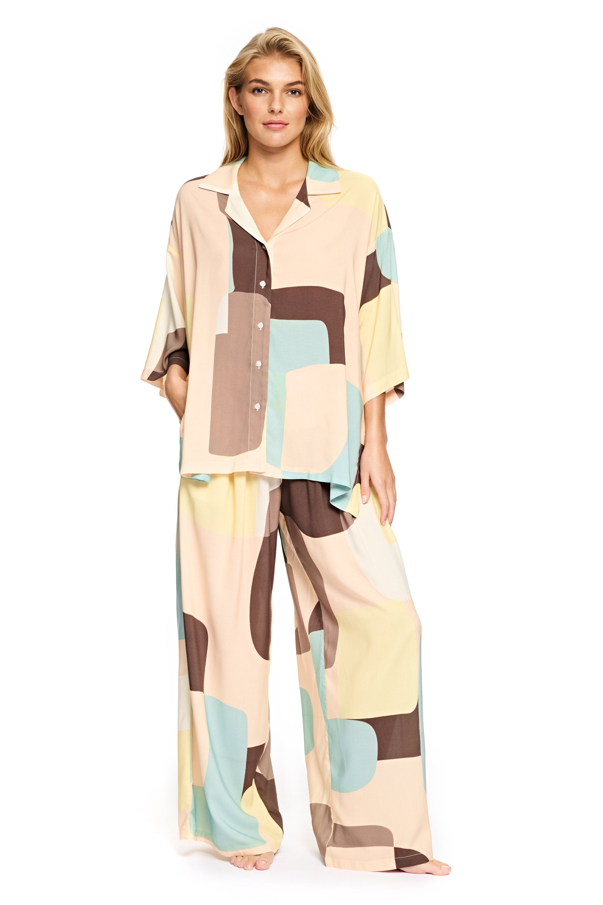 Ceningan Byxa -MONDRIAN PEACHES